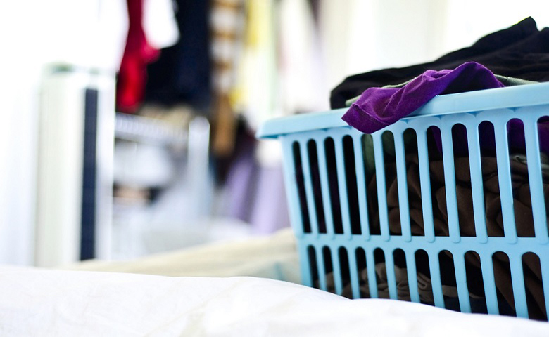 Image of dirty laundry in a basket